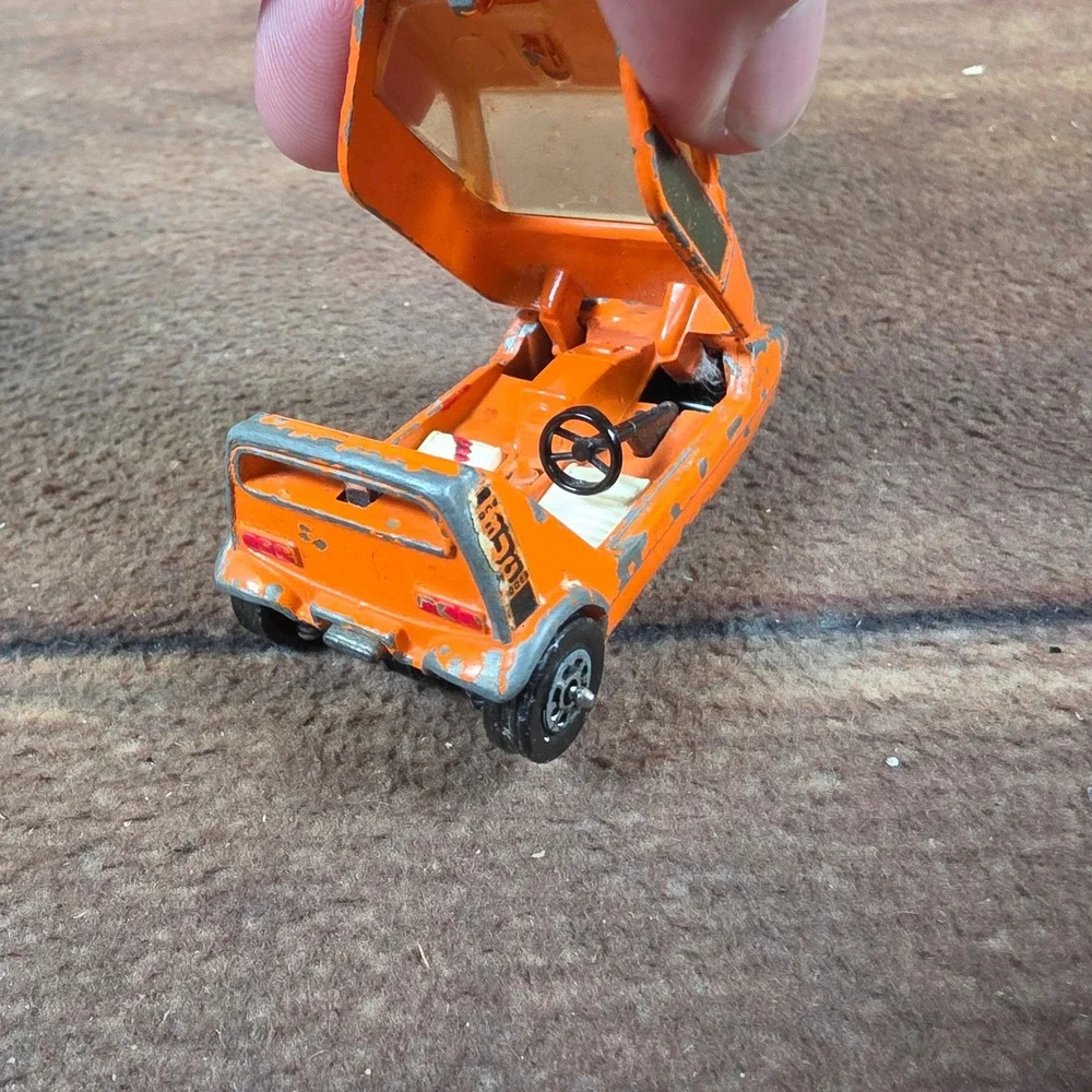 Corgi Toys Bond Bug 700 ES Kids OS Orange Good Whizzwheels Diecast Car